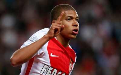 爱游戏焦点-于帕梅卡诺让教练失去信任