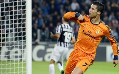 爱游戏快讯-伊拉克队门将当选全场最佳